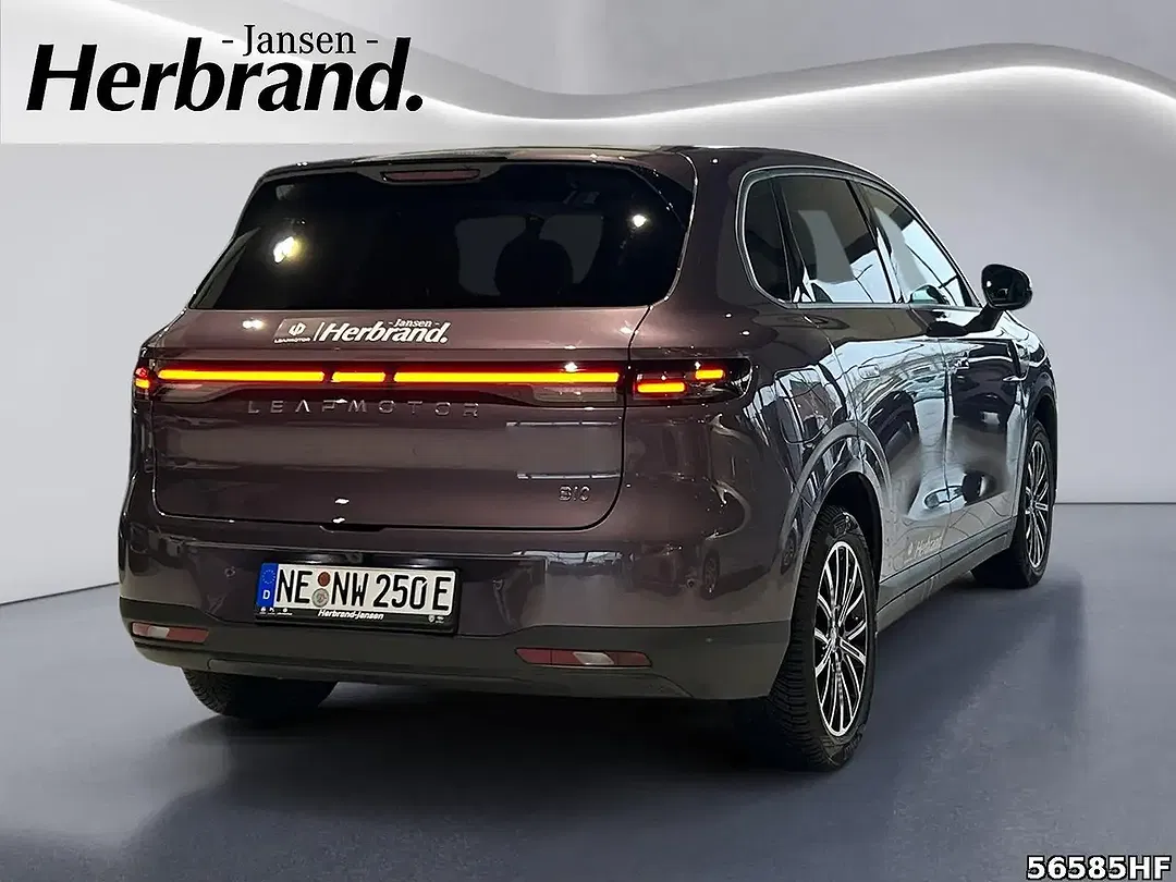 Leapmotor B10 - Thumbnail 3