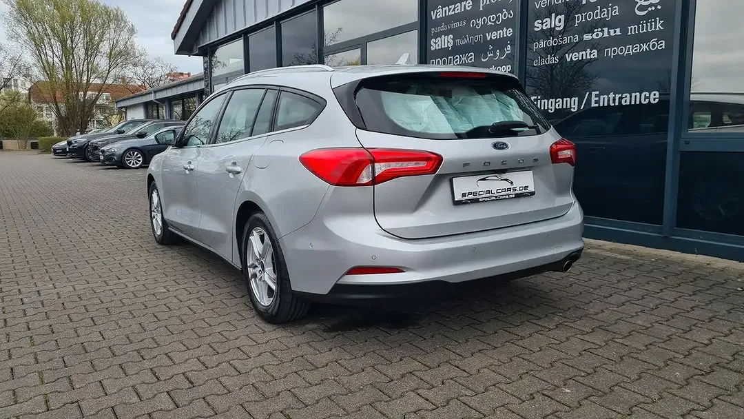 Ford Focus Cool & Connect - Thumbnail 5