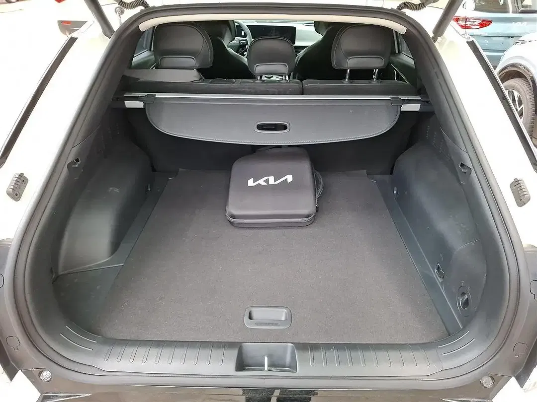 Kia EV6 84 kWh Earth - Thumbnail 9