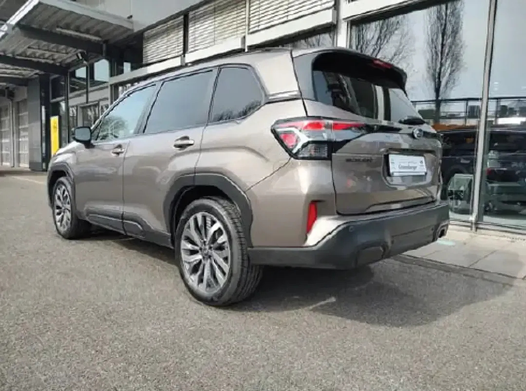 Subaru Forester Platinum - Thumbnail 5