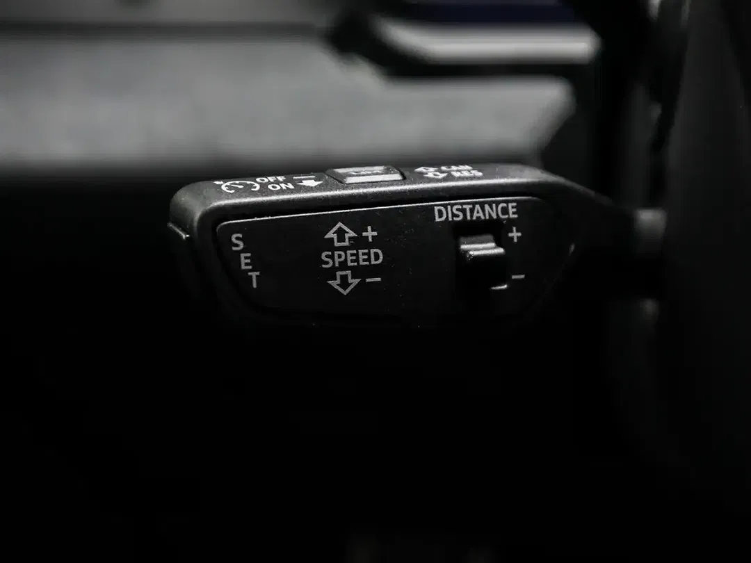 Audi Q6 e-tron quattro Matrix LED S line - Thumbnail 11