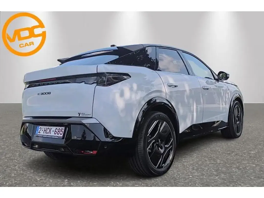 Peugeot 3008 GT - Thumbnail 3