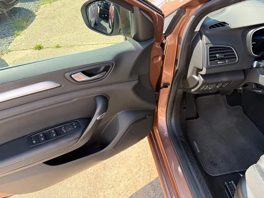 Renault Megane AUT Intens - foto 15