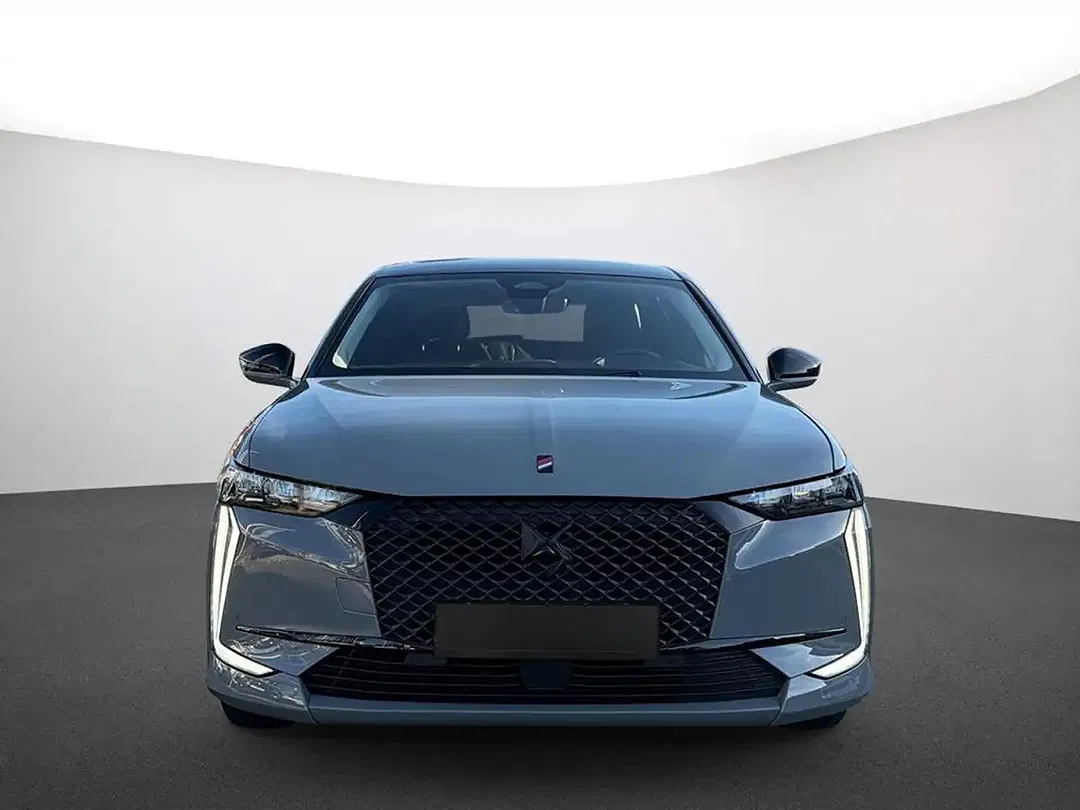DS Automobiles DS 4 - foto 2