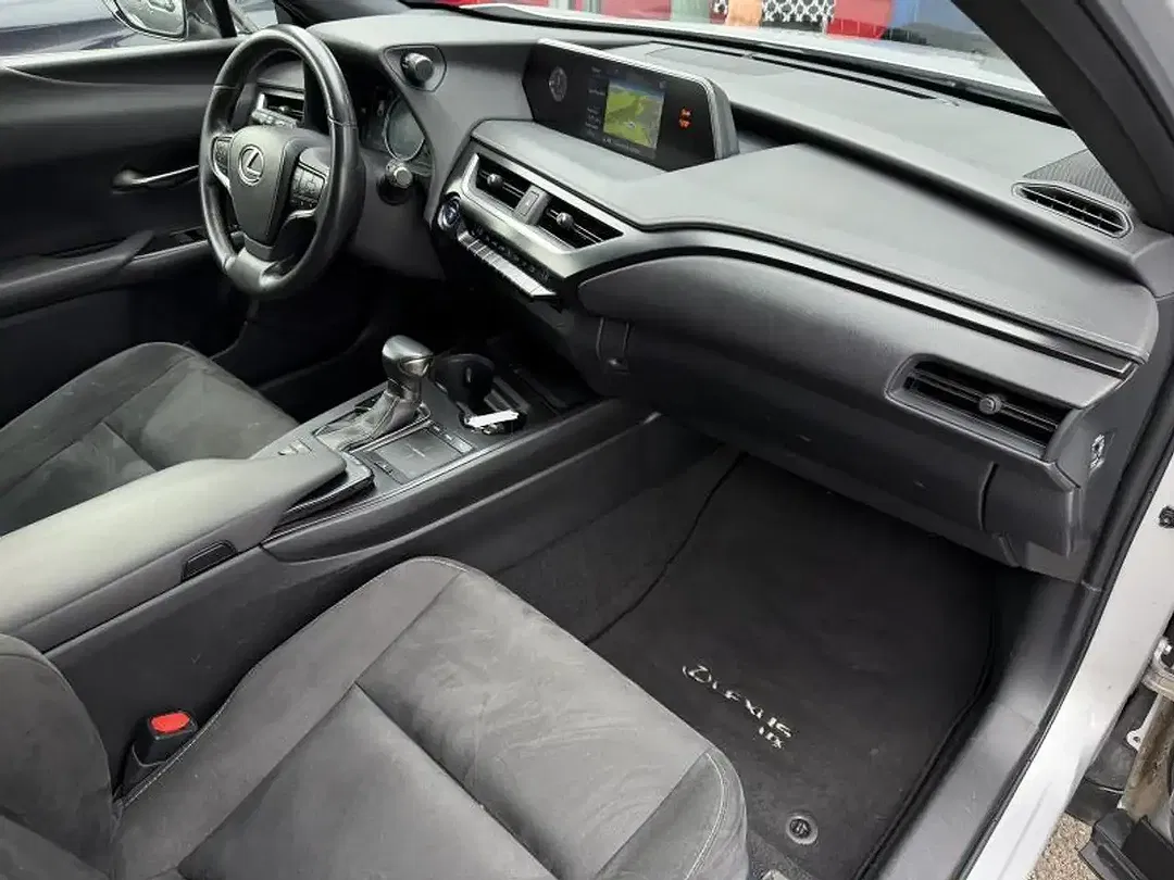 Lexus UX 250h 4x4 Executive - Thumbnail 10
