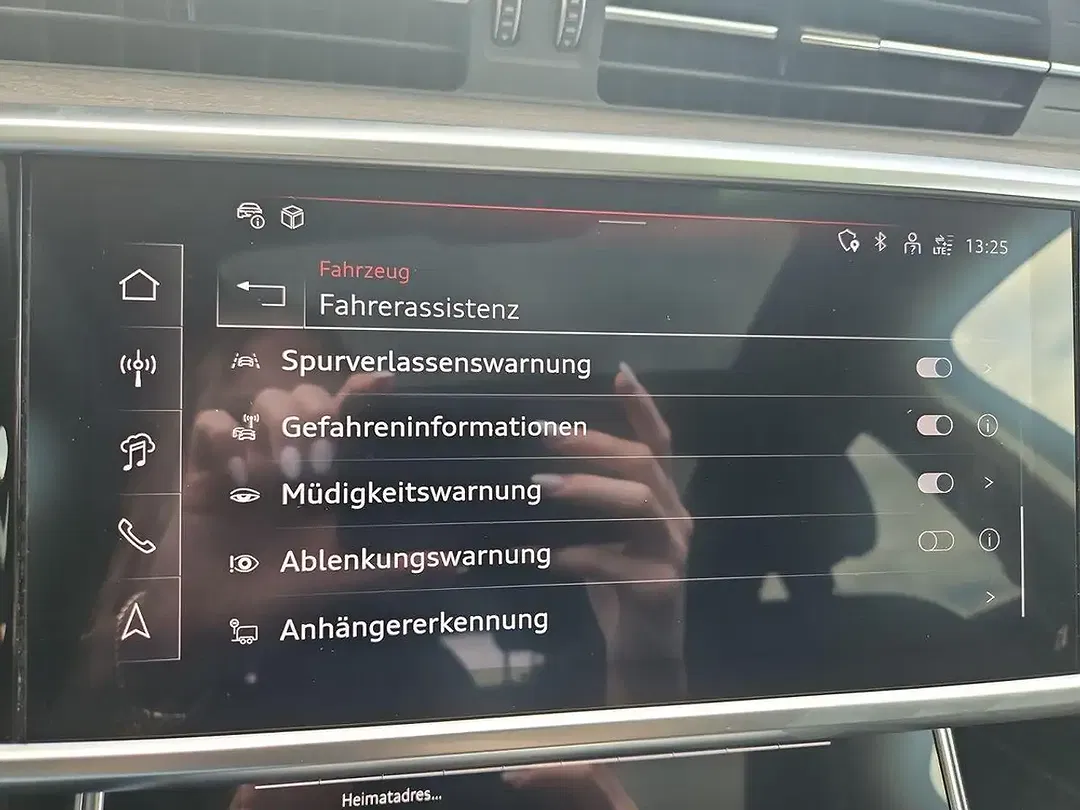 Audi S6 TDI quattro Avant - Thumbnail 23