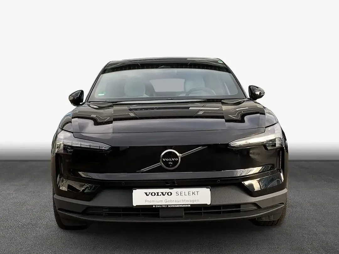 Volvo EX30 AWD Twin Motor Performance Ultra - Thumbnail 3