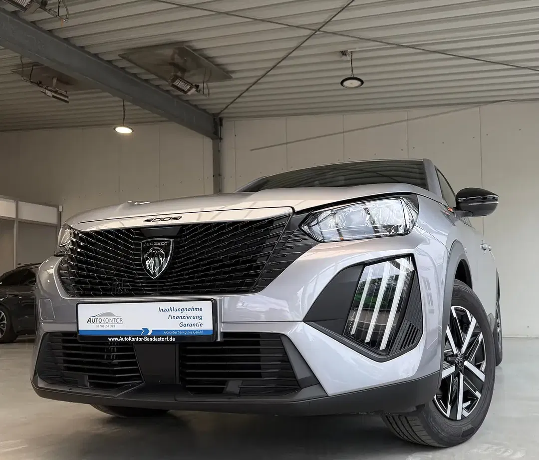 Peugeot 2008 Style - Thumbnail 3