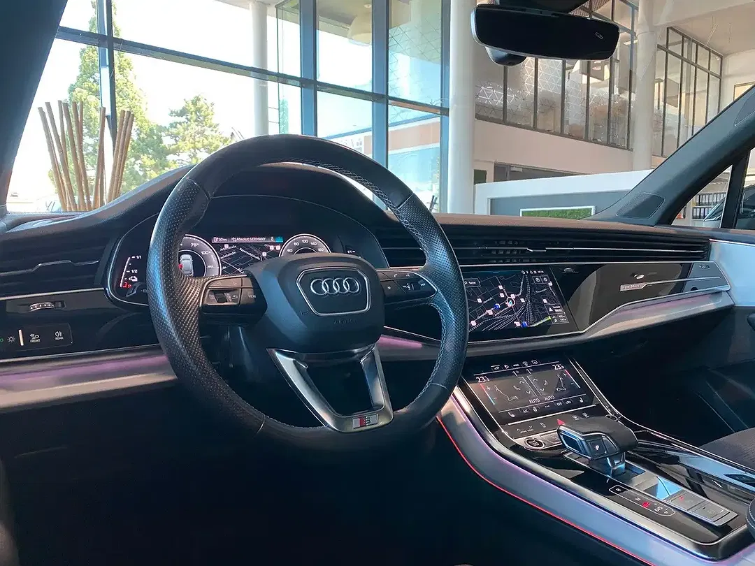 Audi Q7 55 TFSI e S line - Thumbnail 4