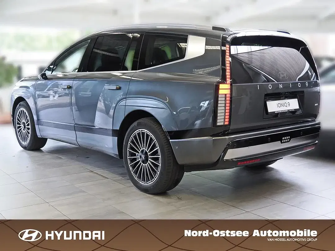 Hyundai IONIQ 9 UNIQ - Thumbnail 4