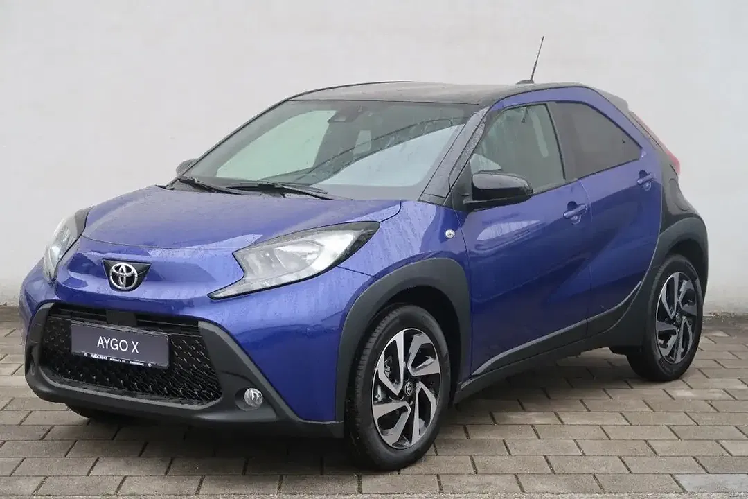 Toyota Aygo X Teamplayer - Thumbnail 1