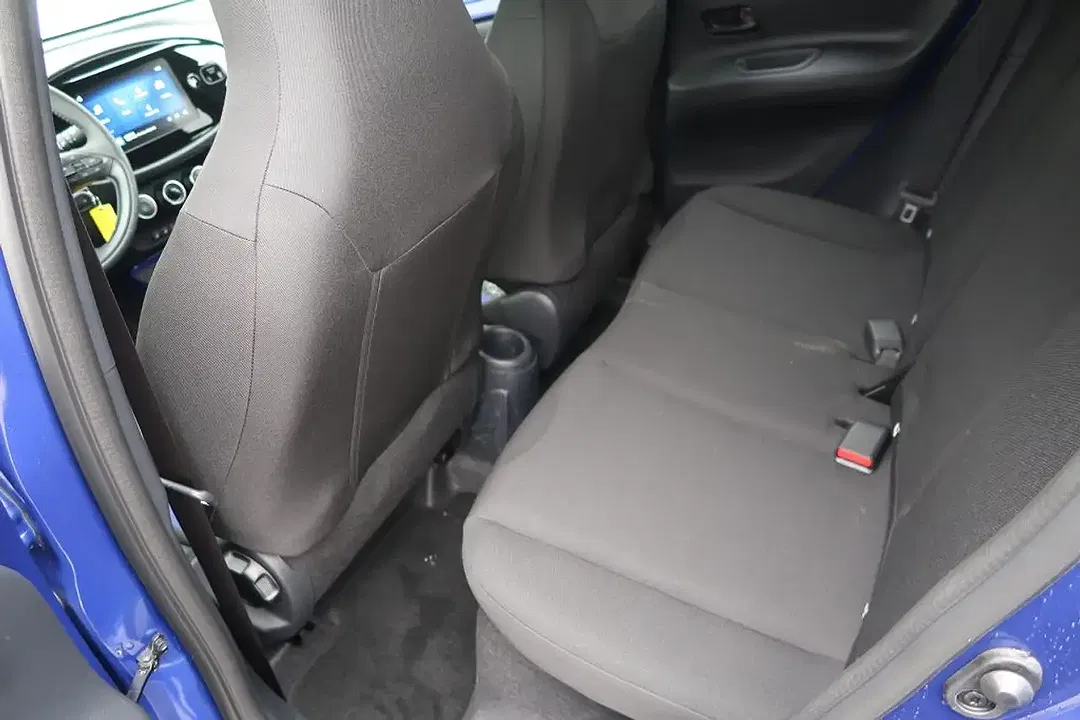 Toyota Aygo X Teamplayer - Thumbnail 9