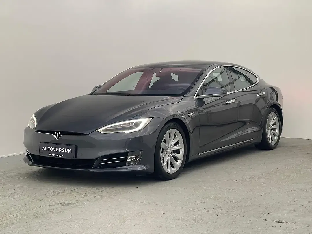 Tesla Model S Long Range - Thumbnail 3