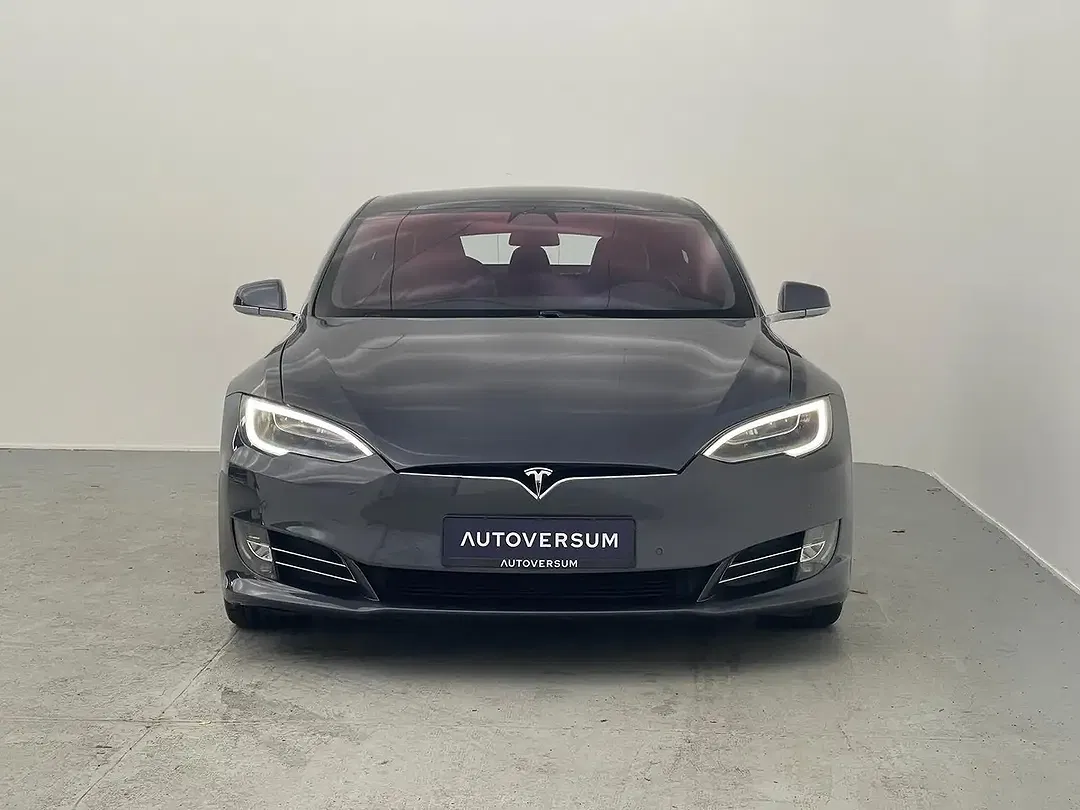 Tesla Model S Long Range - Thumbnail 4