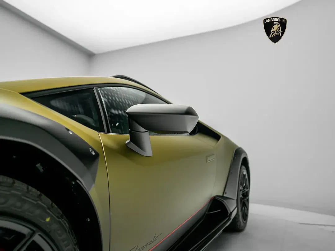 Lamborghini Huracán Sterrato - Thumbnail 11