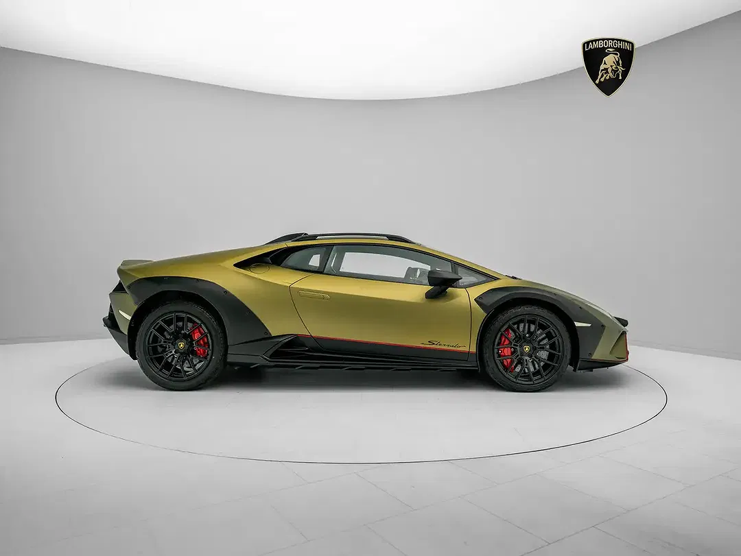 Lamborghini Huracán Sterrato - Thumbnail 3