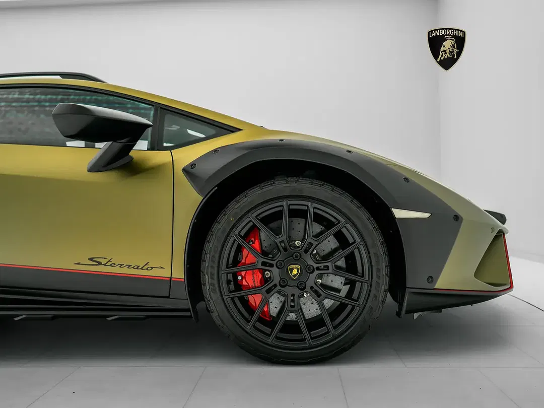 Lamborghini Huracán Sterrato - Thumbnail 8