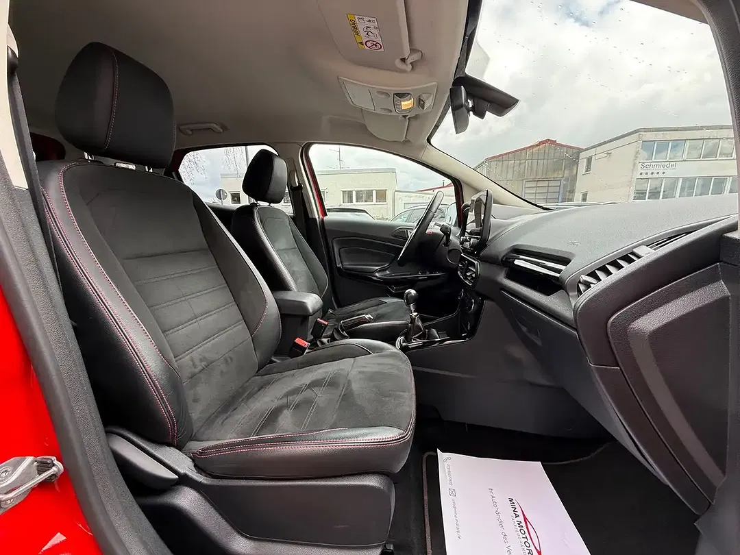 Ford EcoSport ST-Line - Thumbnail 11