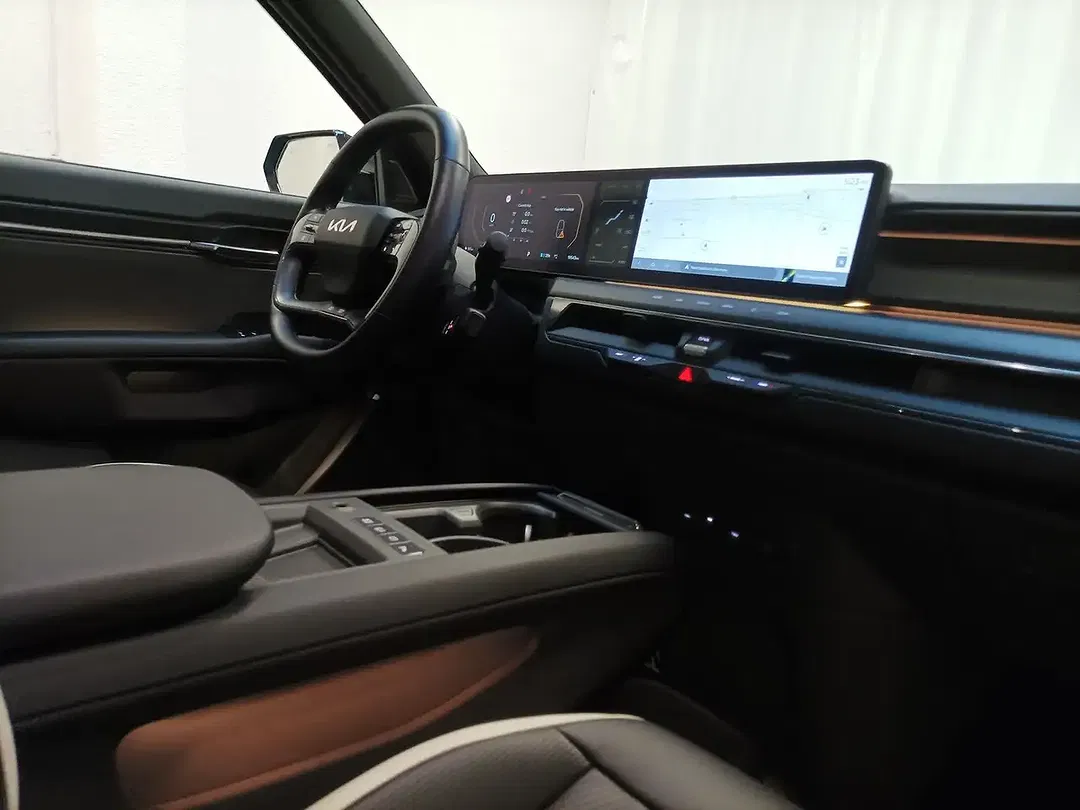 Kia EV9 GT-Line - Thumbnail 7