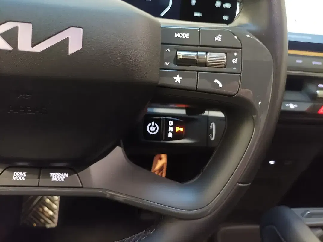 Kia EV9 GT-Line - Thumbnail 8