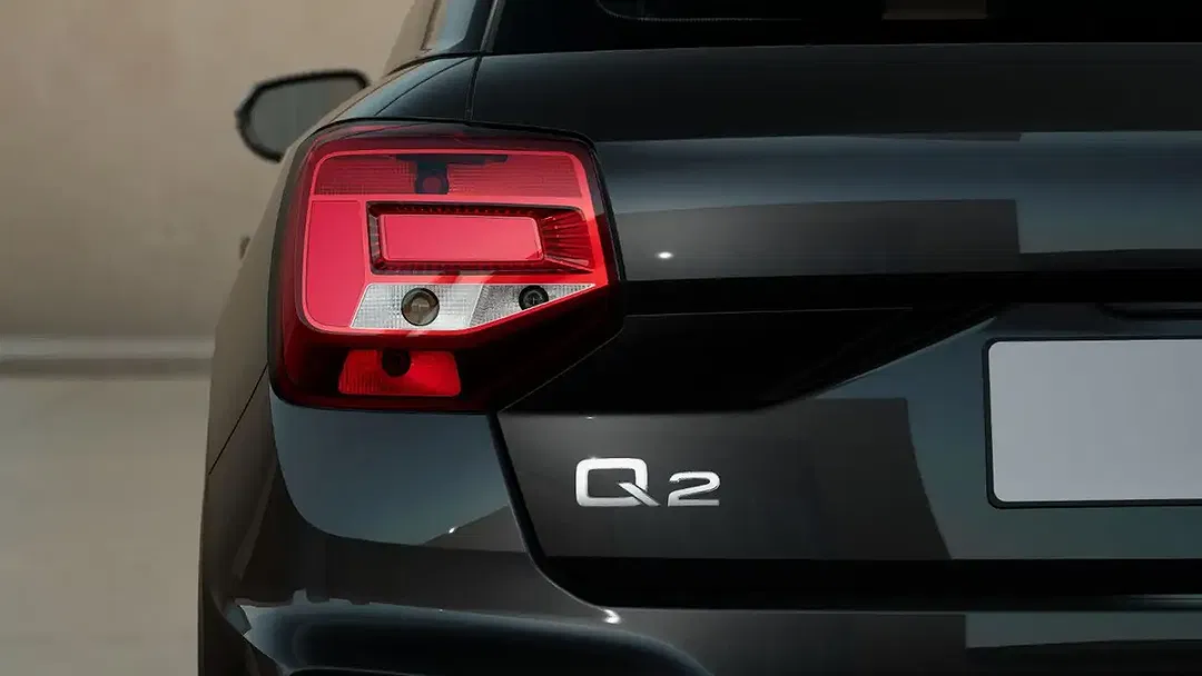 Audi Q2 35 TFSI advanced - Thumbnail 6