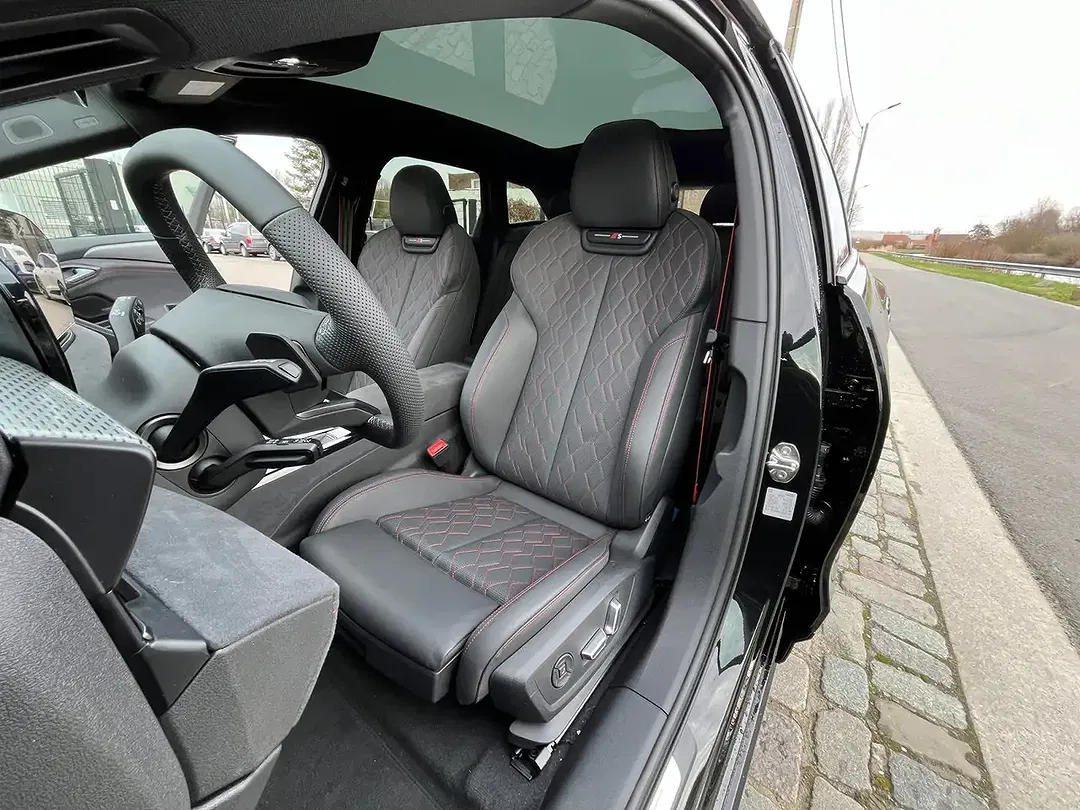 Audi S6 e-tron Avant - Thumbnail 14