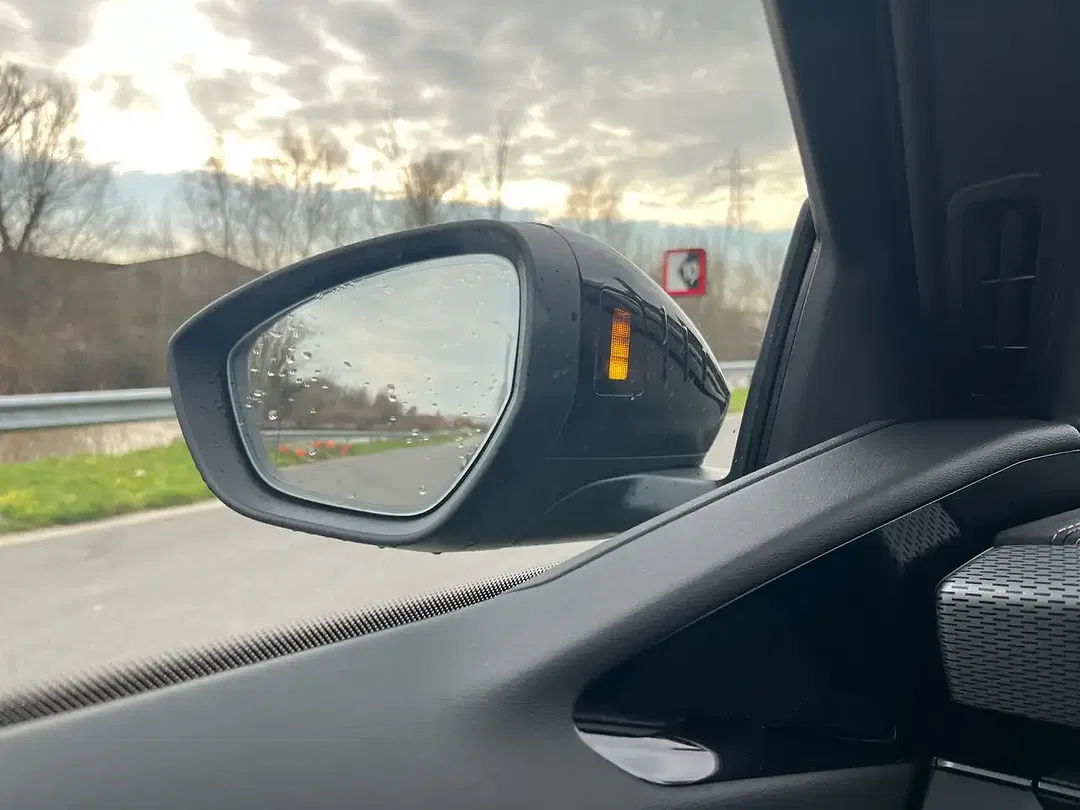 Audi S6 e-tron Avant - Thumbnail 6