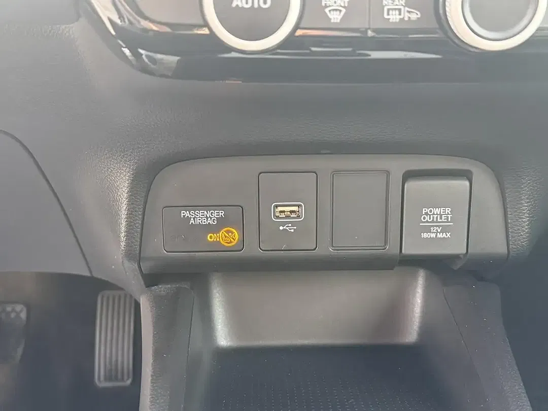 Honda Jazz 1.5 i-MMD Hybrid e-CVT Comfort - Thumbnail 10