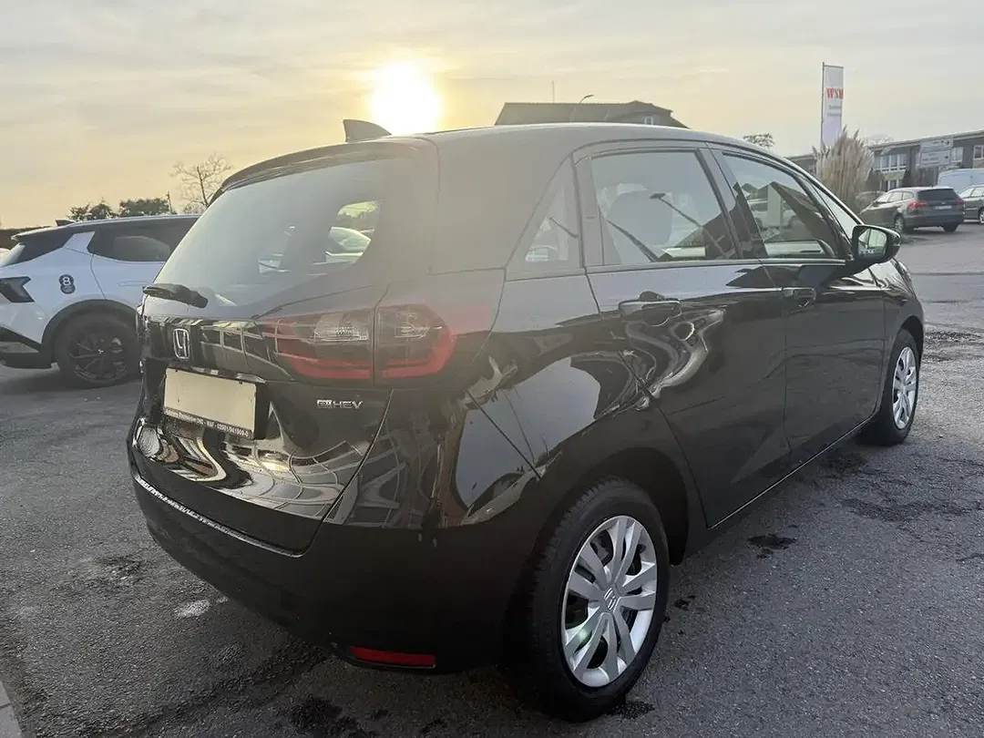 Honda Jazz 1.5 i-MMD Hybrid e-CVT Comfort - Thumbnail 4