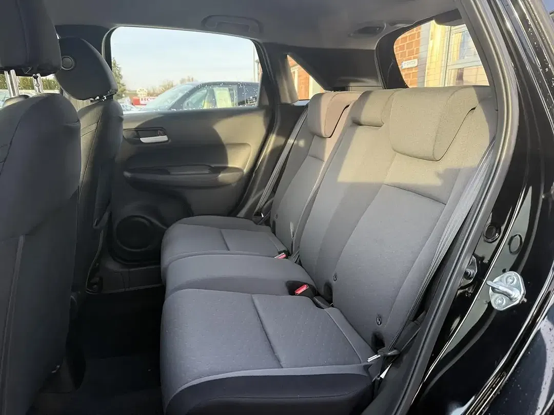 Honda Jazz 1.5 i-MMD Hybrid e-CVT Comfort - Thumbnail 8