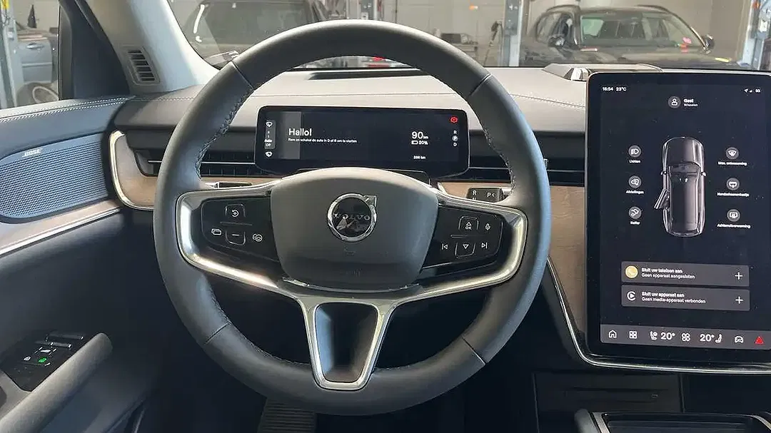 Volvo EX90 Single Motor Plus - Thumbnail 11