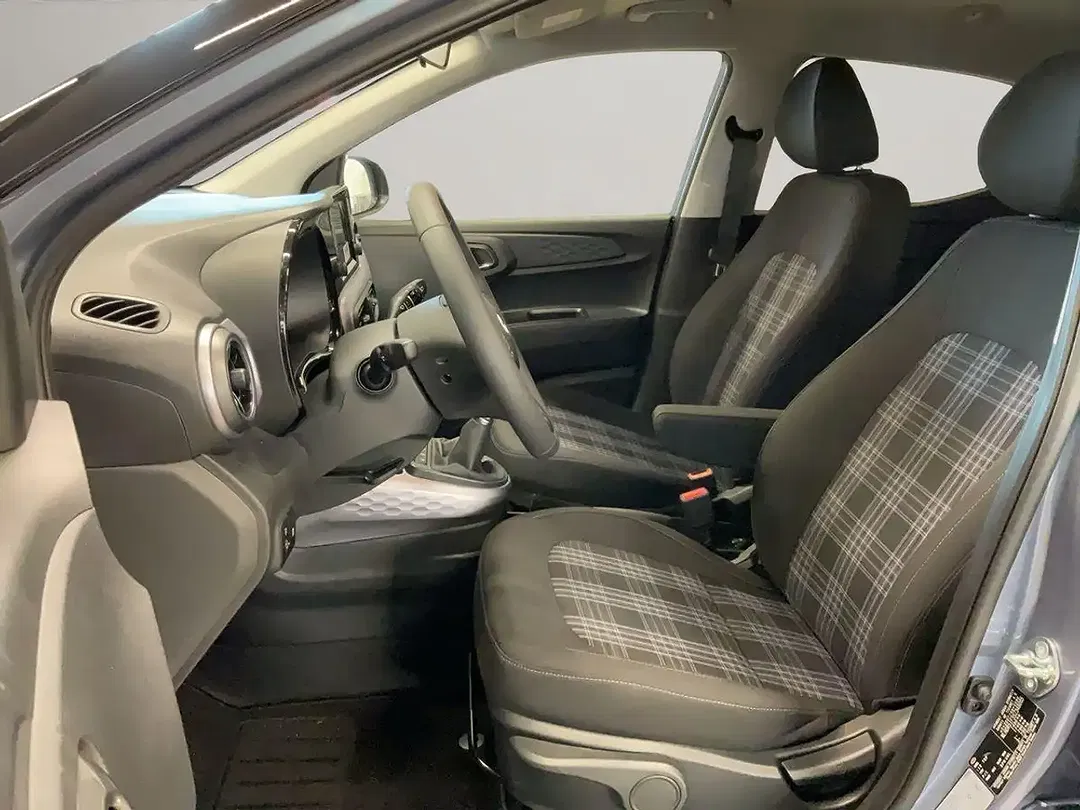 Hyundai i10 1.2 - Thumbnail 11