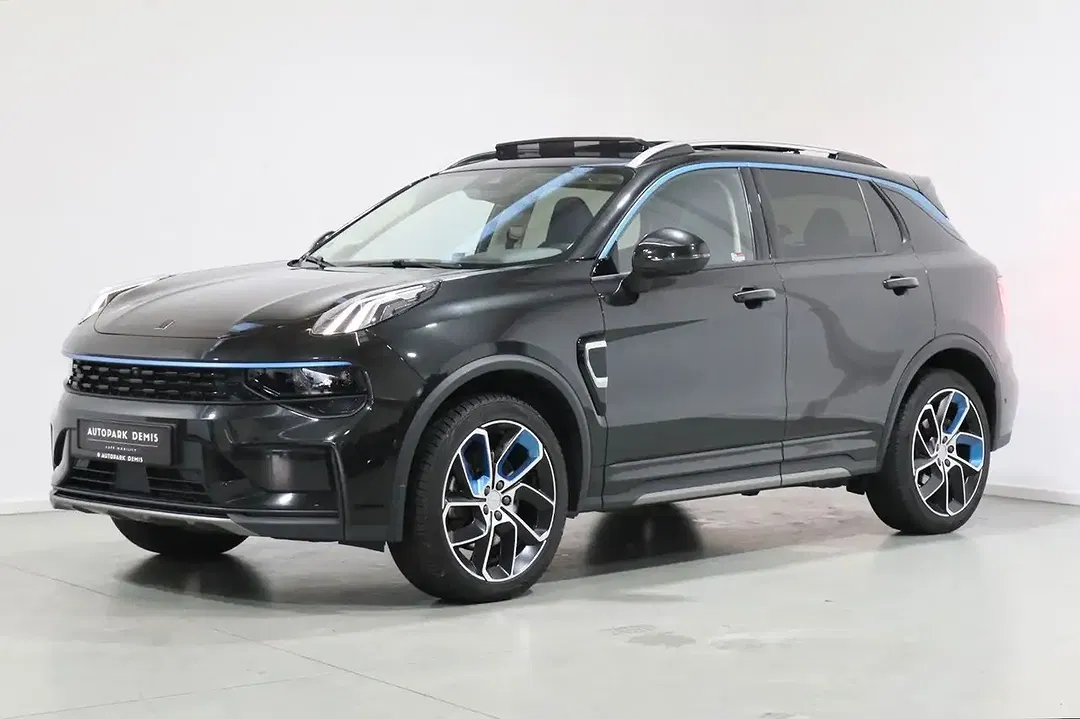 Lynk & Co 01 - Thumbnail 3