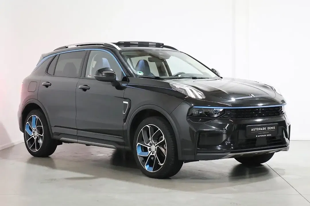 Lynk & Co 01 - Thumbnail 5