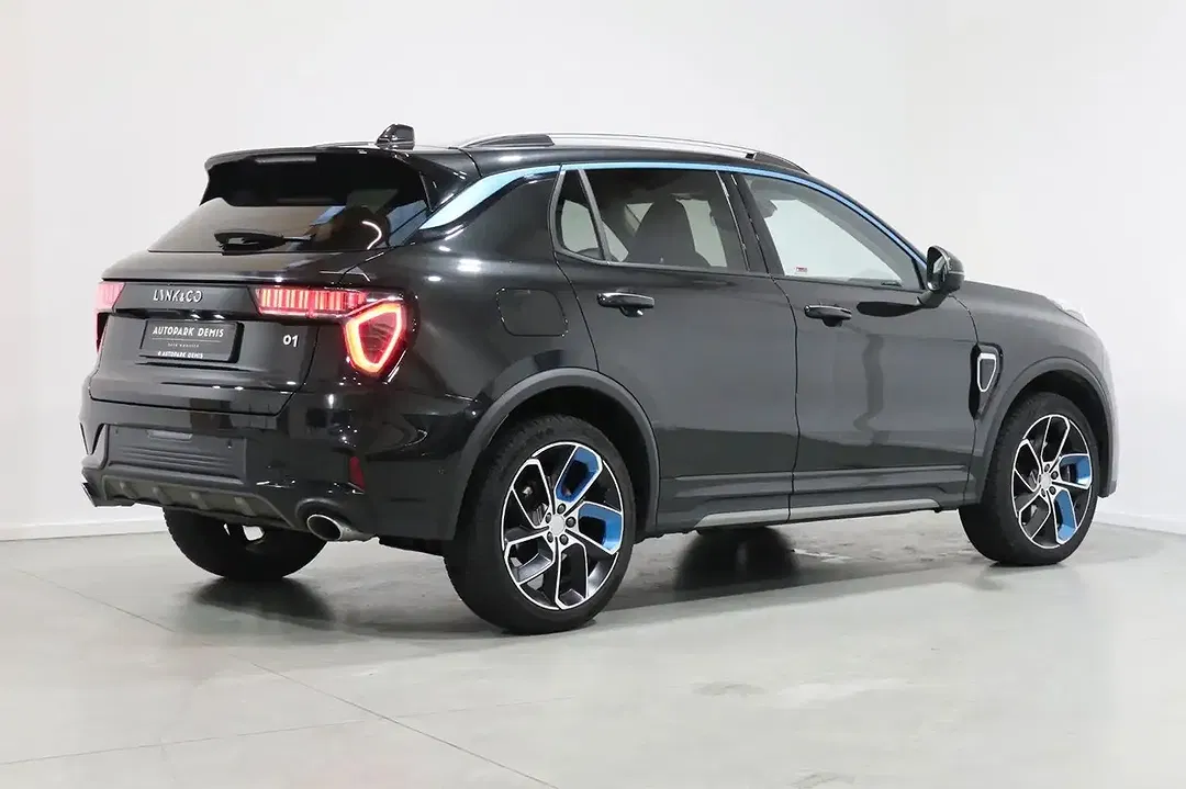 Lynk & Co 01 - Thumbnail 8