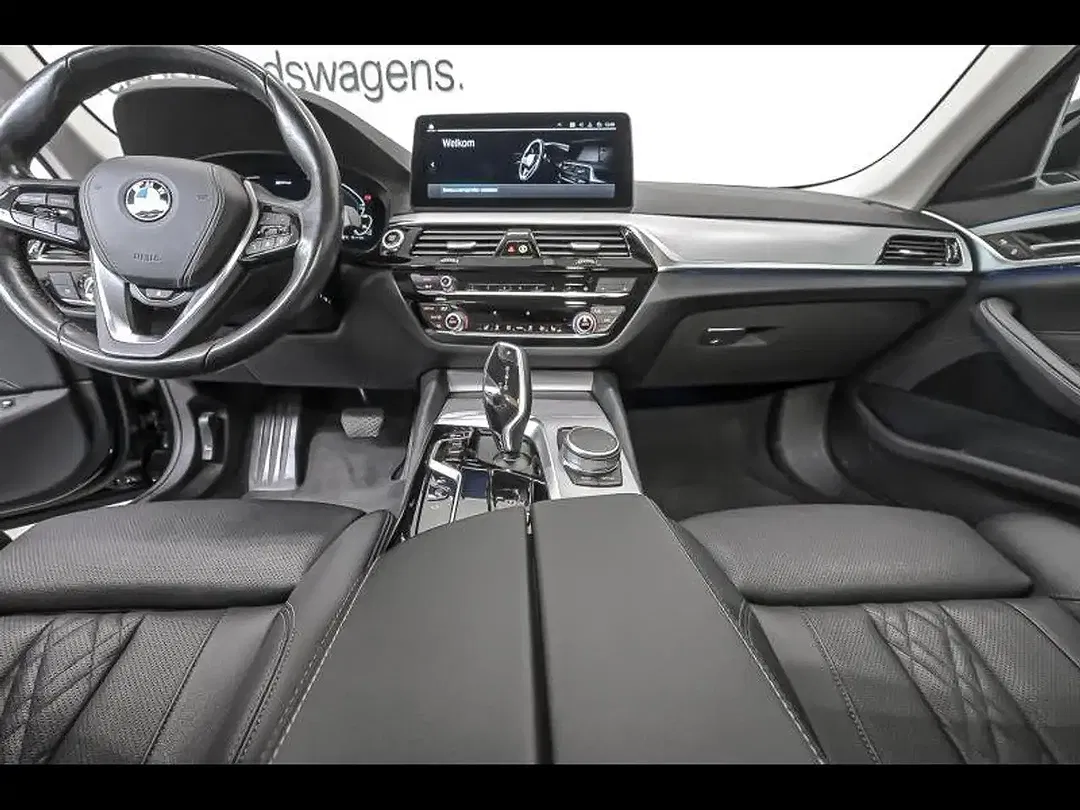 BMW 530 xDrive Touring - Thumbnail 7