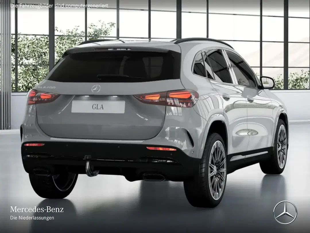 Mercedes-Benz GLA 200 7G-TRONIC AMG Night - Thumbnail 3
