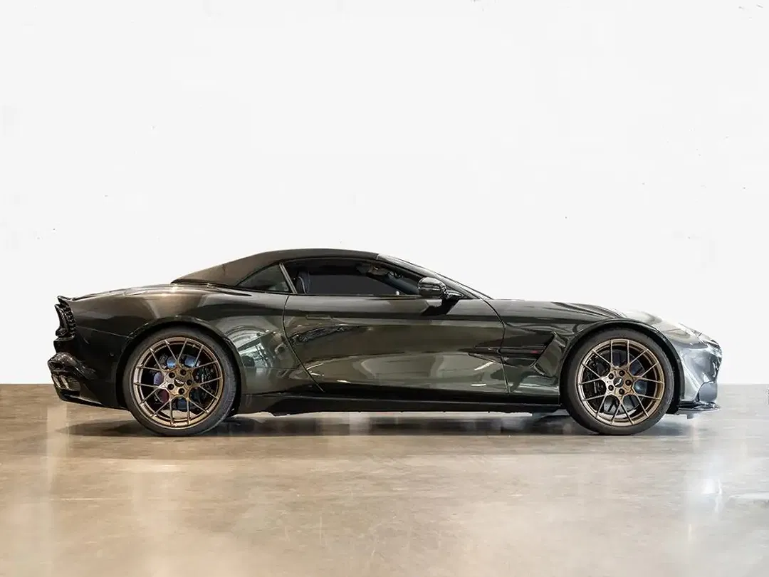 Aston Martin Vanquish Volante - foto 15