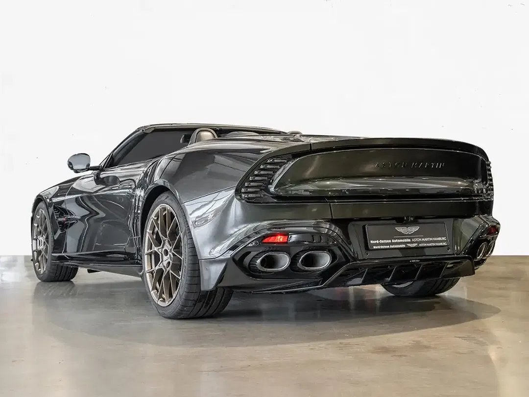 Aston Martin Vanquish Volante - foto 2