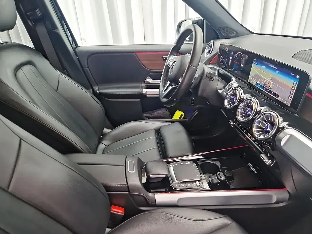 Mercedes-Benz EQB 350 4MATIC - Thumbnail 22
