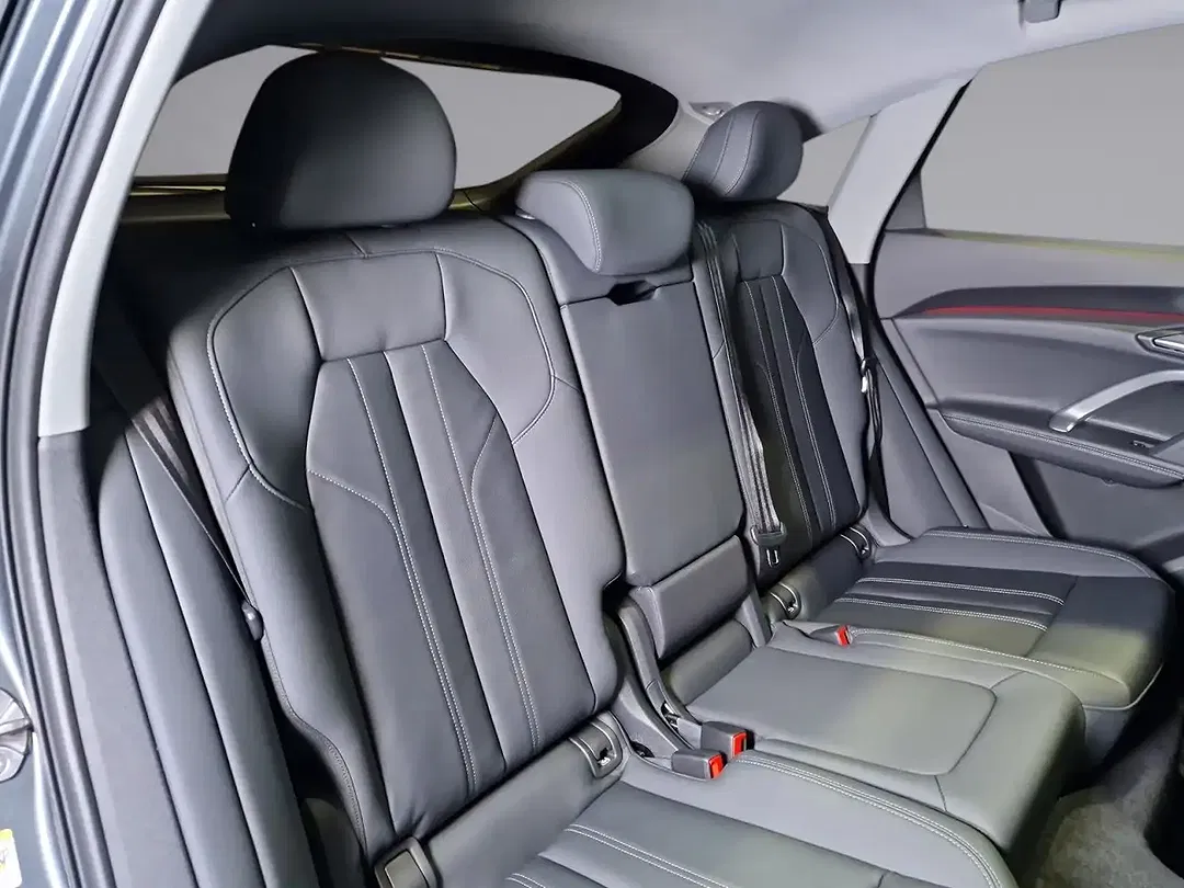Audi Q5 TDI S tronic quattro Sportback - Thumbnail 11