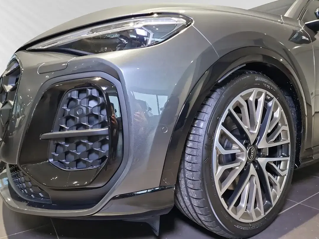 Audi Q5 TDI S tronic quattro Sportback - Thumbnail 5