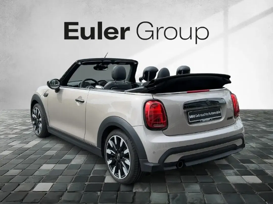 MINI Cooper Cabrio - Thumbnail 2