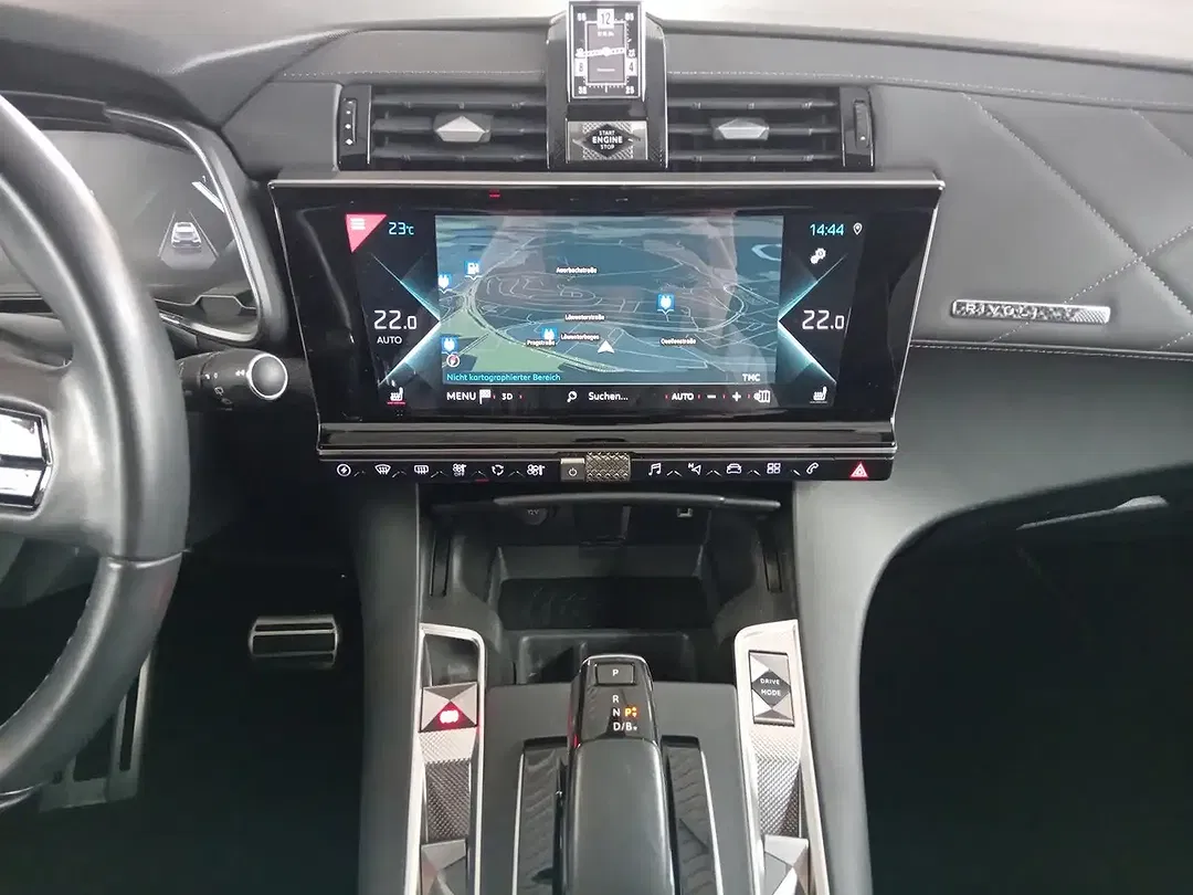 DS Automobiles DS 7 Crossback - Thumbnail 16