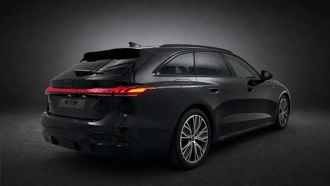 Audi A5 Avant S line sport plus - Thumbnail 4