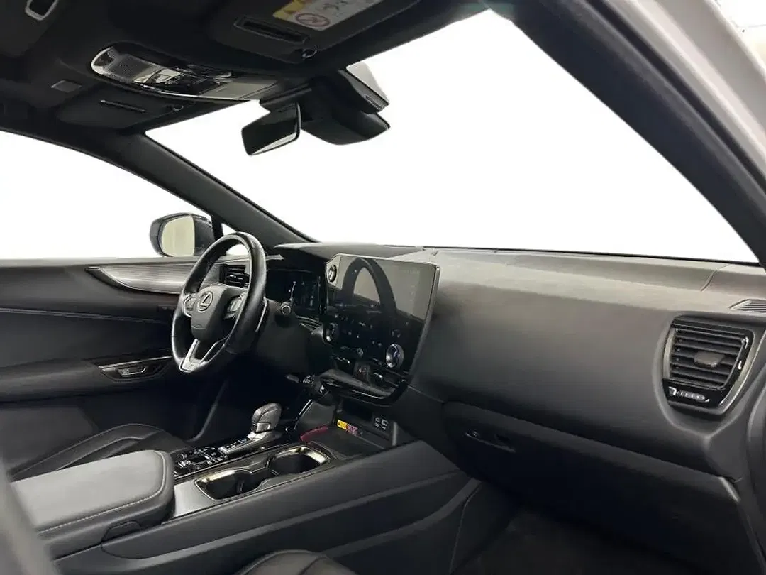 Lexus NX 450h+ 4x4 F SPORT - Thumbnail 6