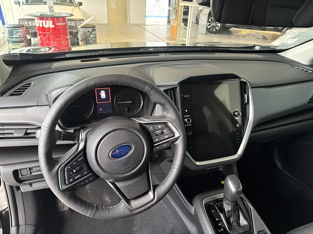 Subaru Crosstrek Comfort - Thumbnail 13