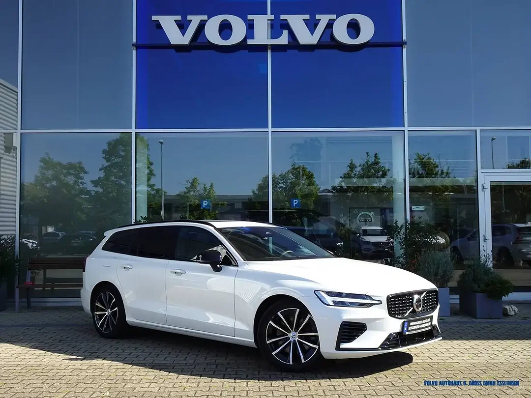 Volvo V60 T8 AWD Recharge Ultimate Dark - Afbeelding 1