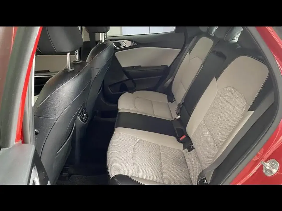 Kia XCeed T-GDI Active - Thumbnail 6