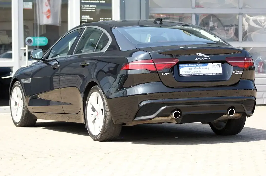 Jaguar XE P250 AUT S - Thumbnail 3
